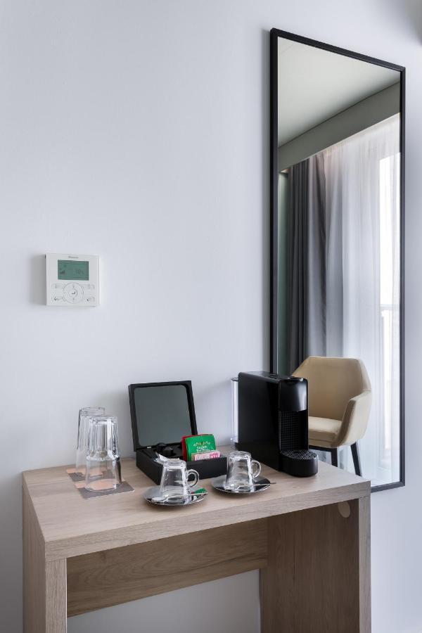 Hotel Mistral St Julian'S, Affiliated By Melia St. Julian's Exteriör bild