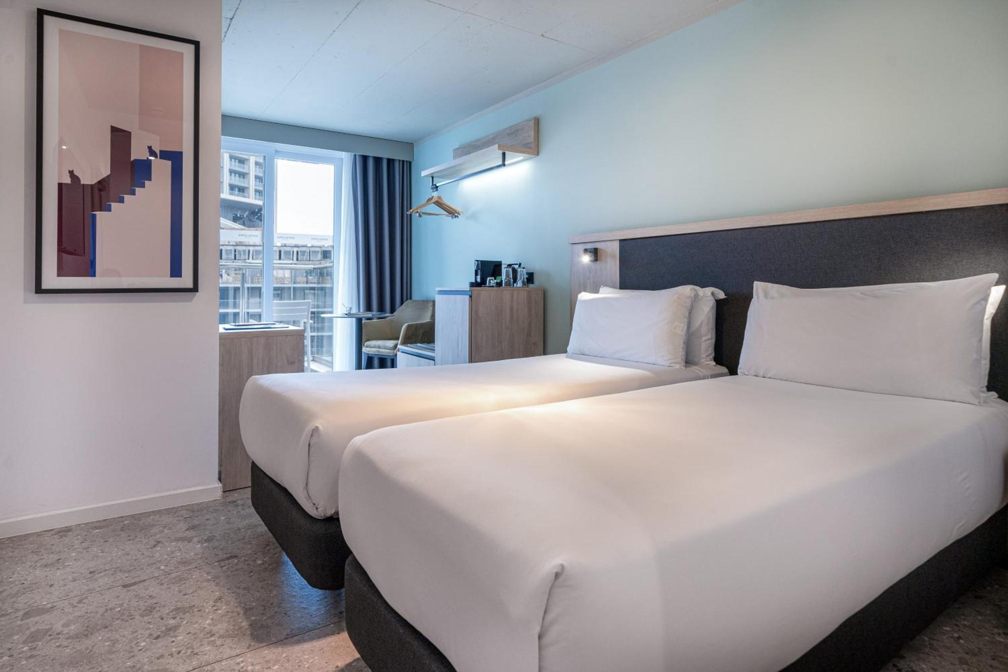Hotel Mistral St Julian'S, Affiliated By Melia St. Julian's Exteriör bild